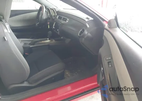 2015 Chevrolet Camaro 2Ls z USA, uszkodzony, nr VIN 2G1FB1E31F9151711